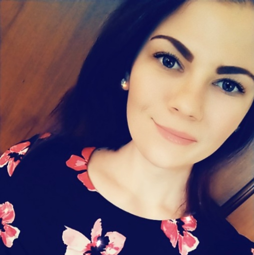 Meet your Posher, Victoria